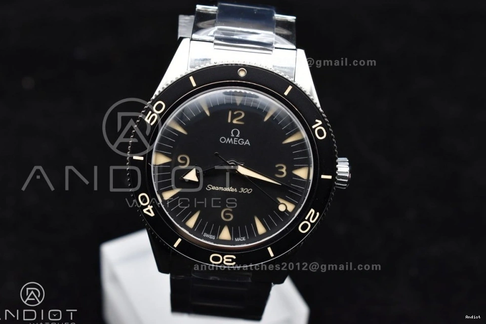 Best Super SS 1:1 300 Edition Heritage Black VSF Seamaster Clone A8912 on Bracelet Dial 0104